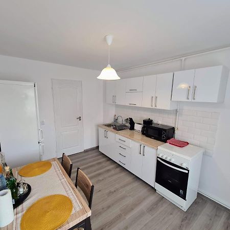 Spy Apartment ฮาเซก ภายนอก รูปภาพ