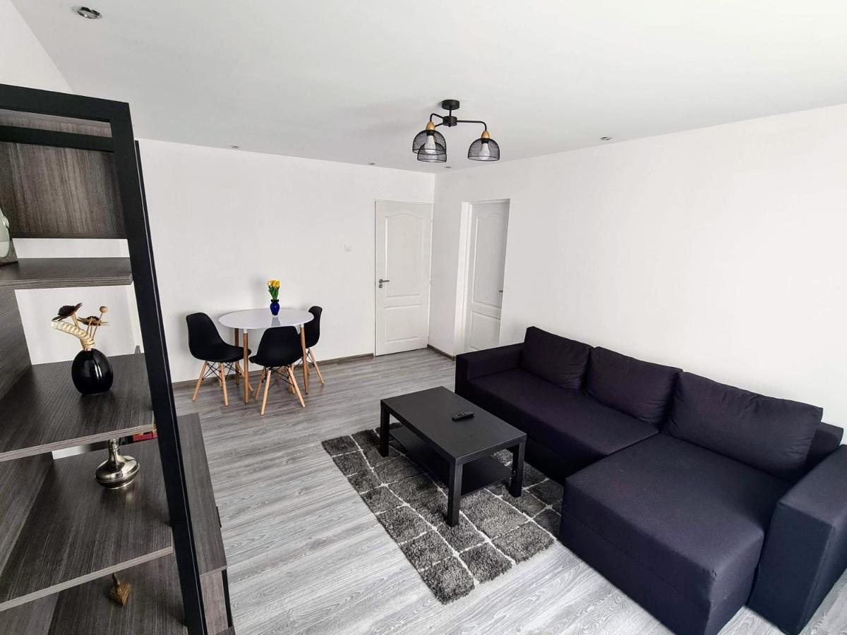 Spy Apartment ฮาเซก ภายนอก รูปภาพ