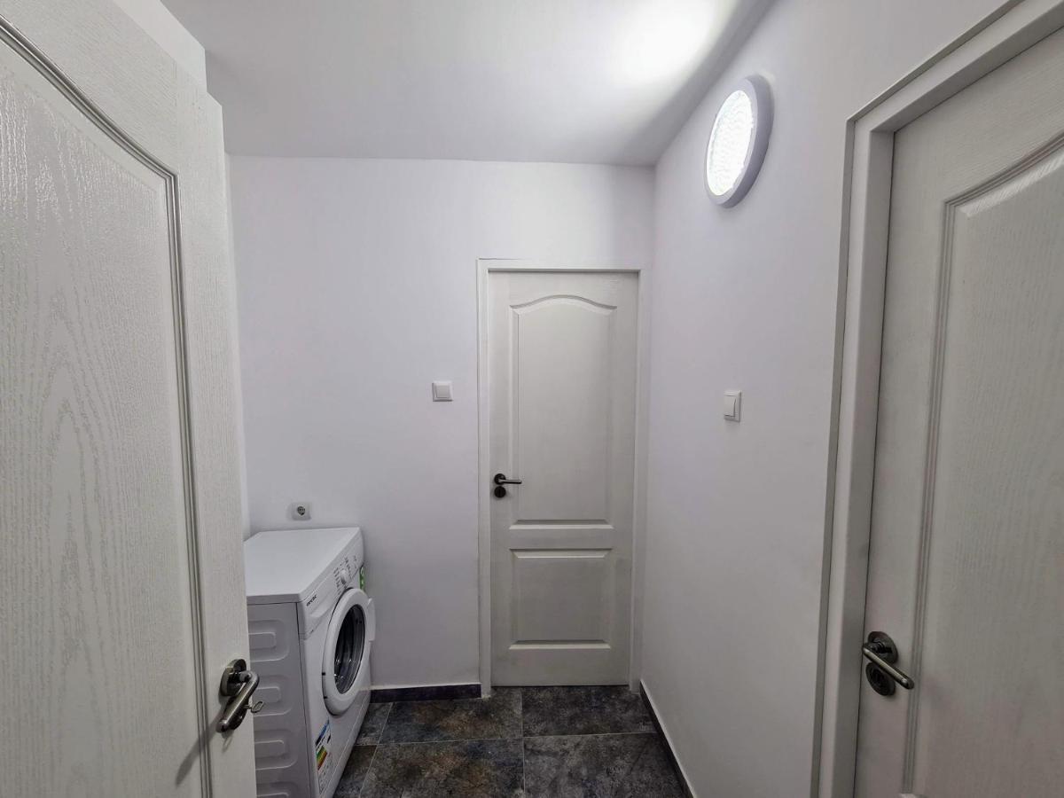 Spy Apartment ฮาเซก ภายนอก รูปภาพ