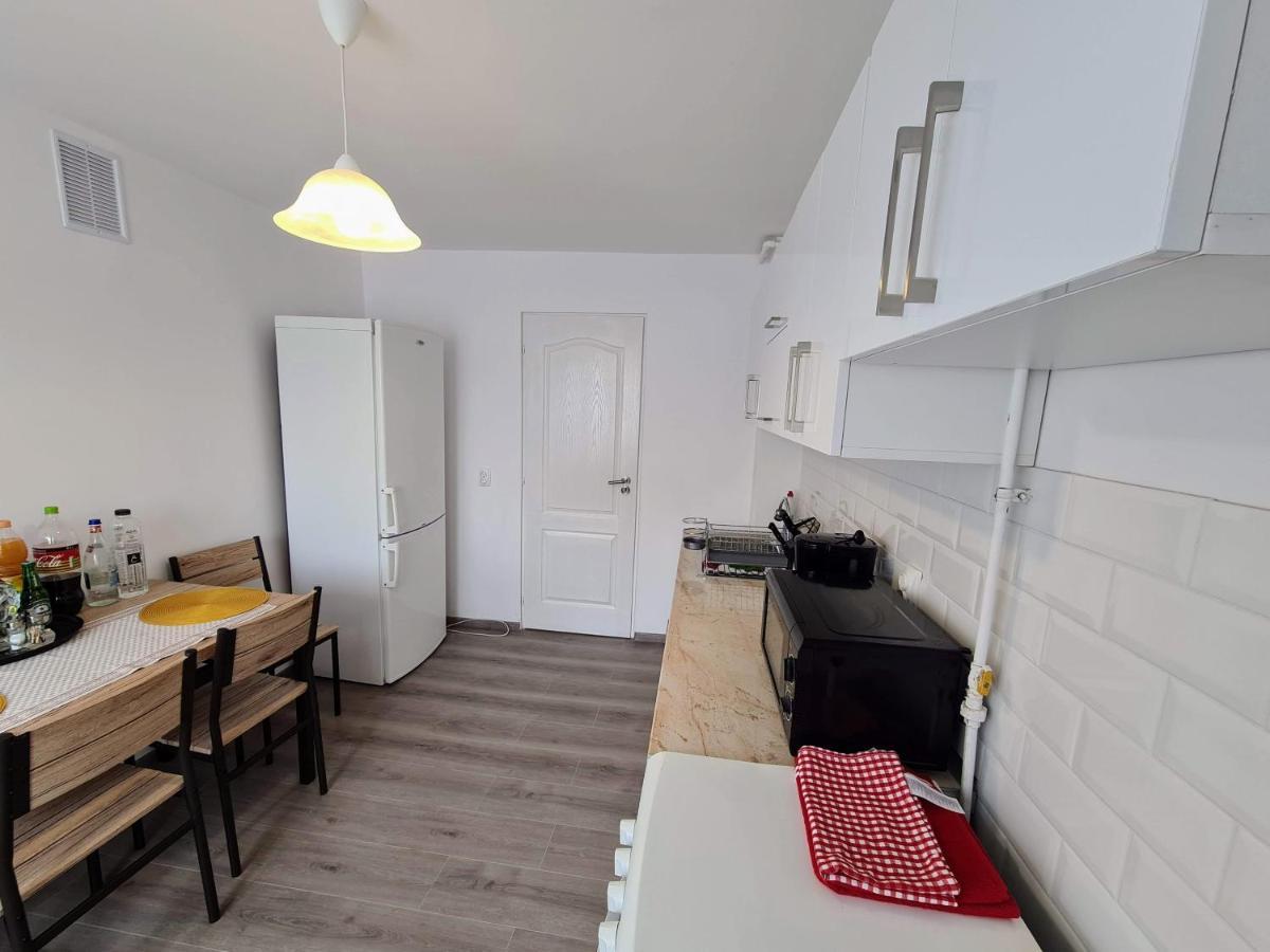 Spy Apartment ฮาเซก ภายนอก รูปภาพ