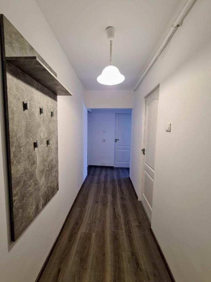 Spy Apartment ฮาเซก ภายนอก รูปภาพ