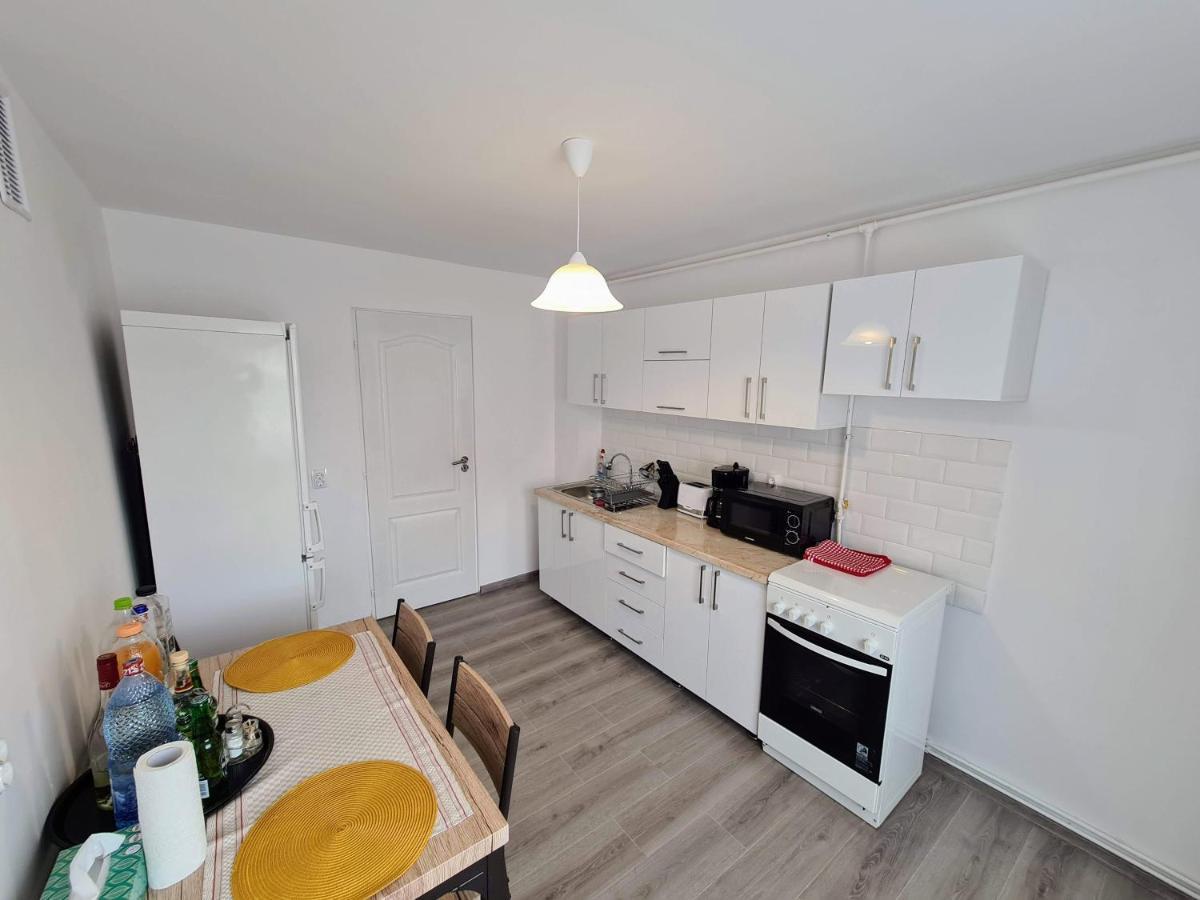 Spy Apartment ฮาเซก ภายนอก รูปภาพ