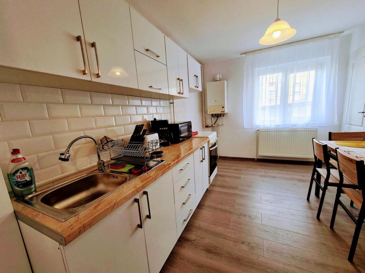 Spy Apartment ฮาเซก ภายนอก รูปภาพ